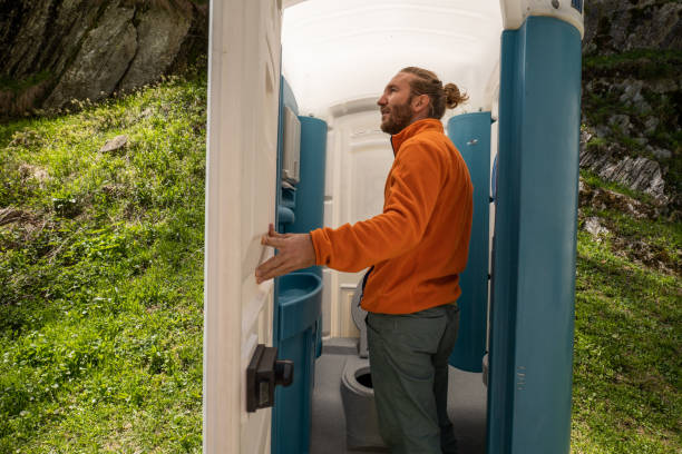 Best Porta potty rental near me  in Munroe Falls, OH